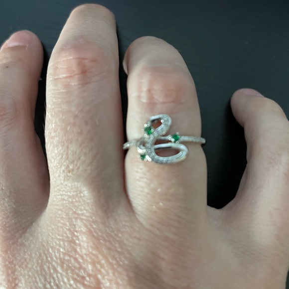 Slytherin size 7 ring - Picture 3 of 3